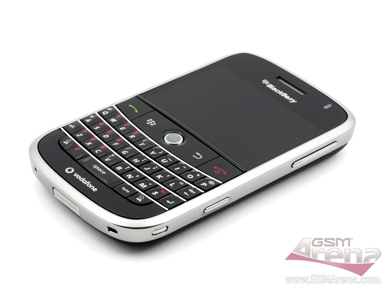 http://pic.gsmarena.com/vv/reviewsimg/blackberry-bold-9000/phone/gsmarena_007.jpg